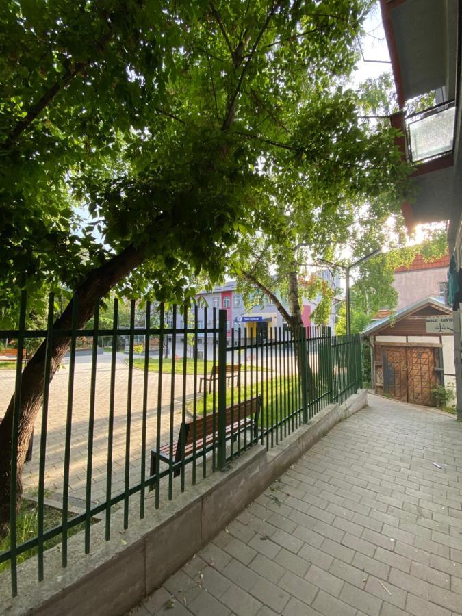 Hotspot Apartments - City Center พริสตีนา ภายนอก รูปภาพ